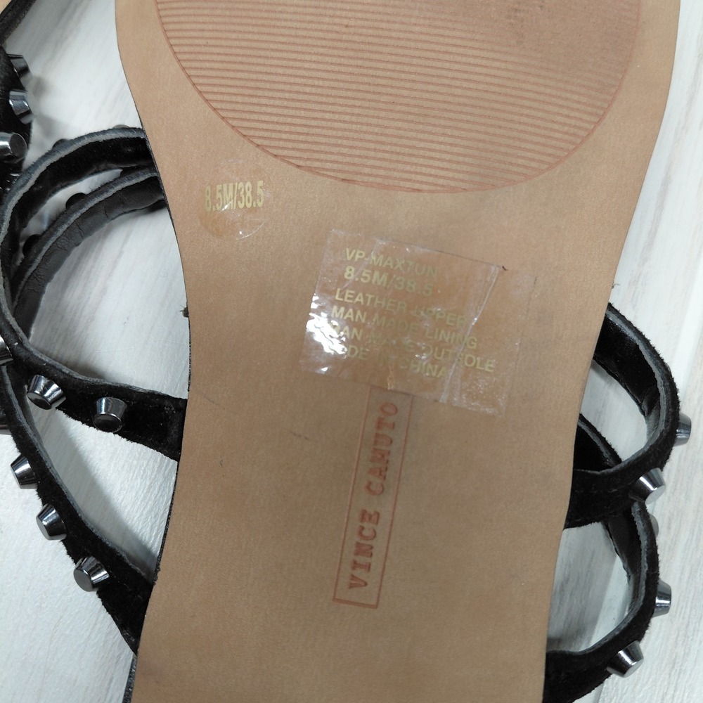 Vince Camuto Rhinestone Studed Sz 8.5 Black Patent Flip Flop Flat Sandal Silver - Picture 5 of 6